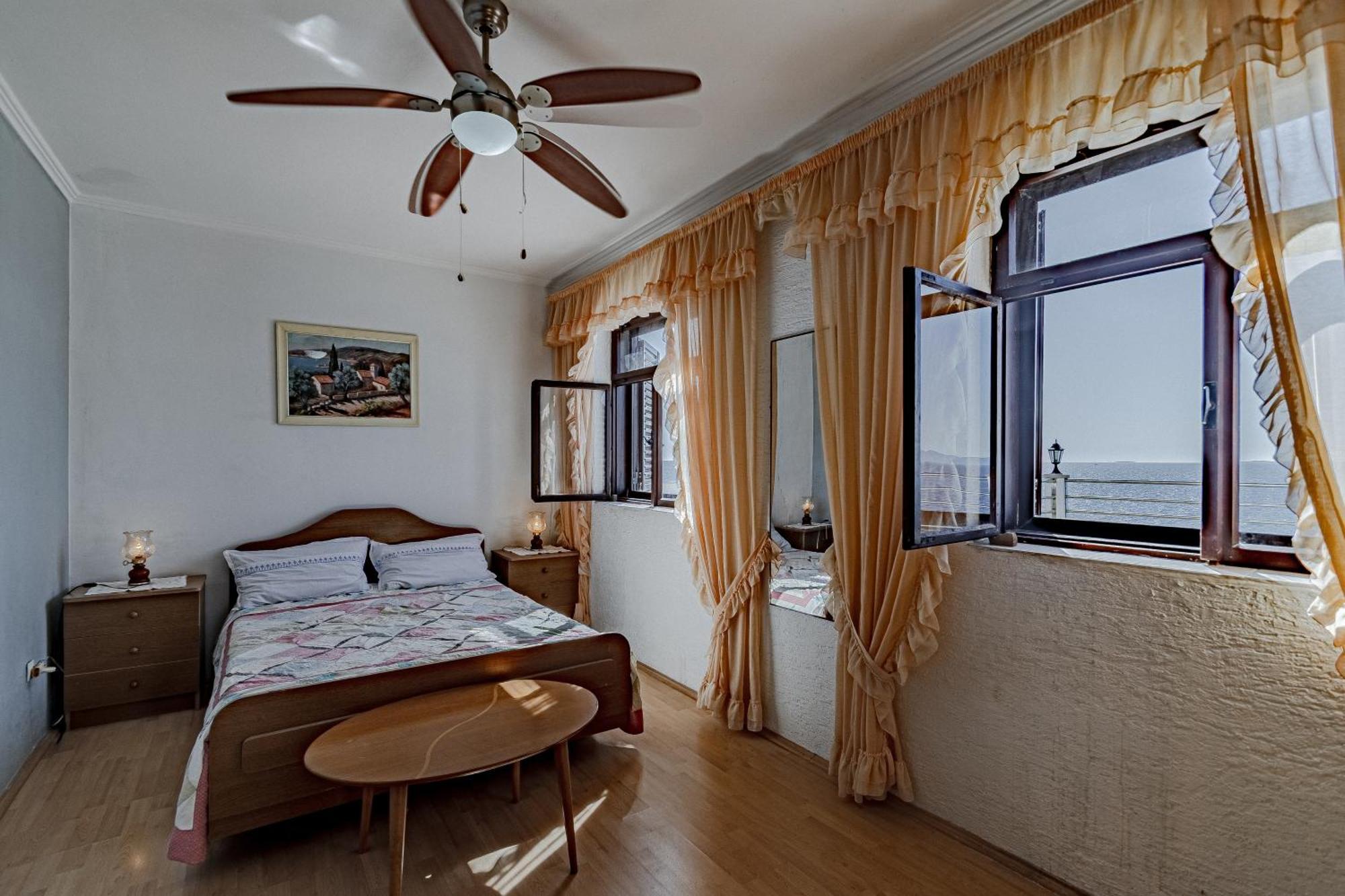 Family Friendly Apartments With A Swimming Pool Zavalatica, Korcula - 183 Zewnętrze zdjęcie